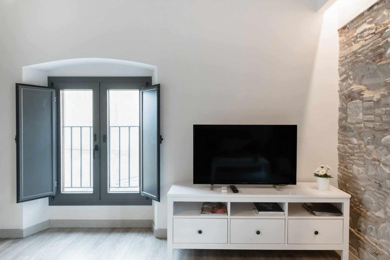 Revitalized Apartment In Historical Building Gerona Exterior foto