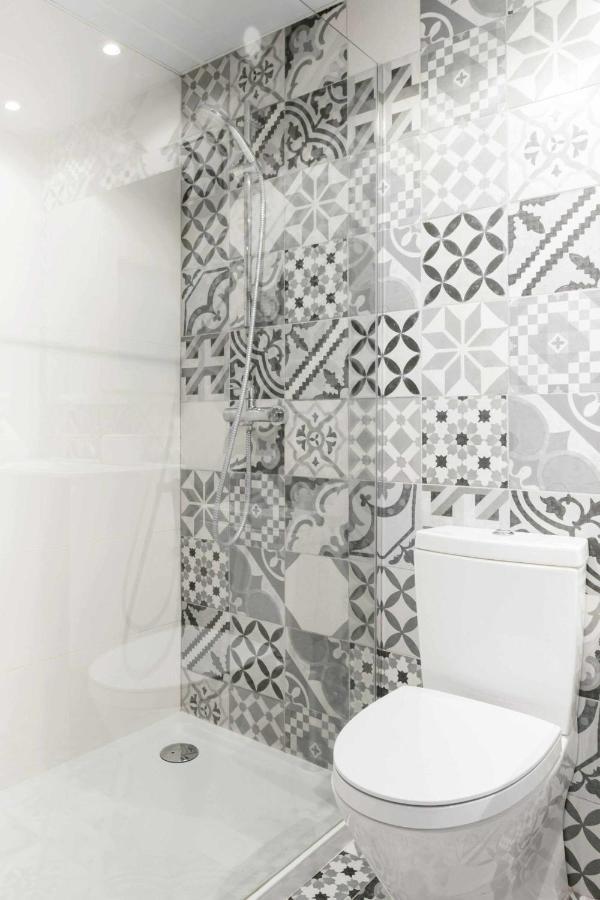 Revitalized Apartment In Historical Building Gerona Exterior foto